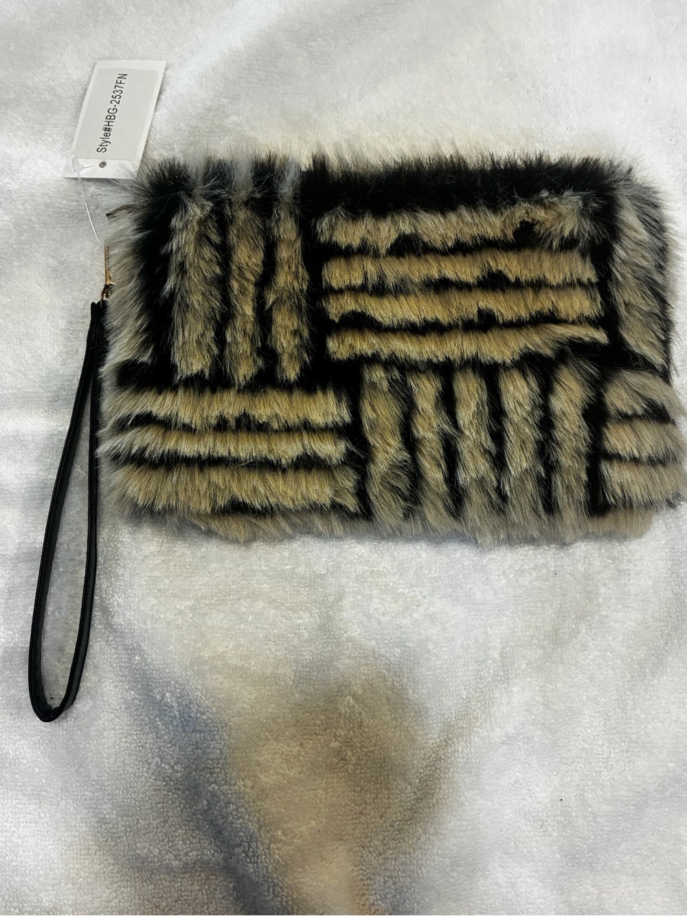 Fashion Nova Fur Baby Faux Fur clutch, NWT